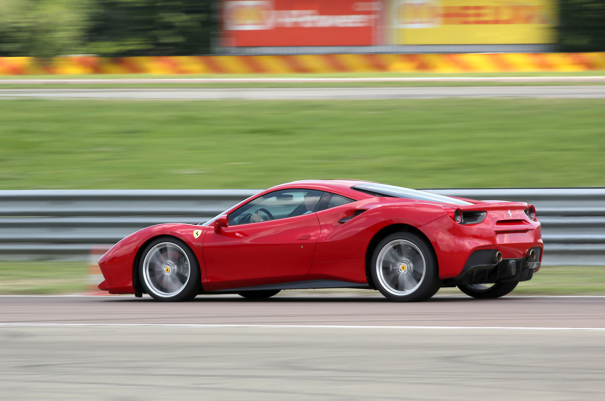 Ferrari 488 2017