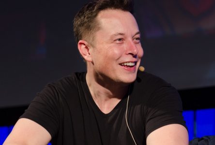Tesla propose un plan de rémunération historique de 1 000 milliards $ US à Elon Musk