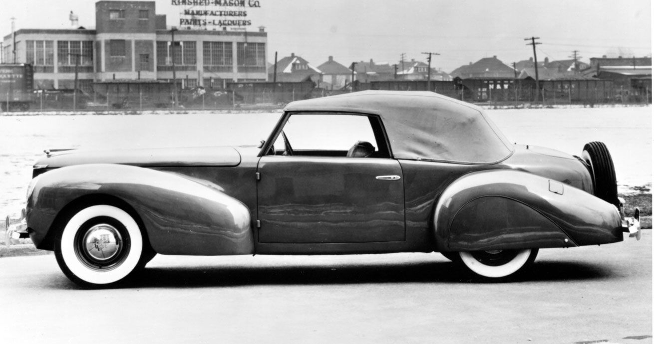13 décembre 1939 – Ford présente la première Lincoln Continental