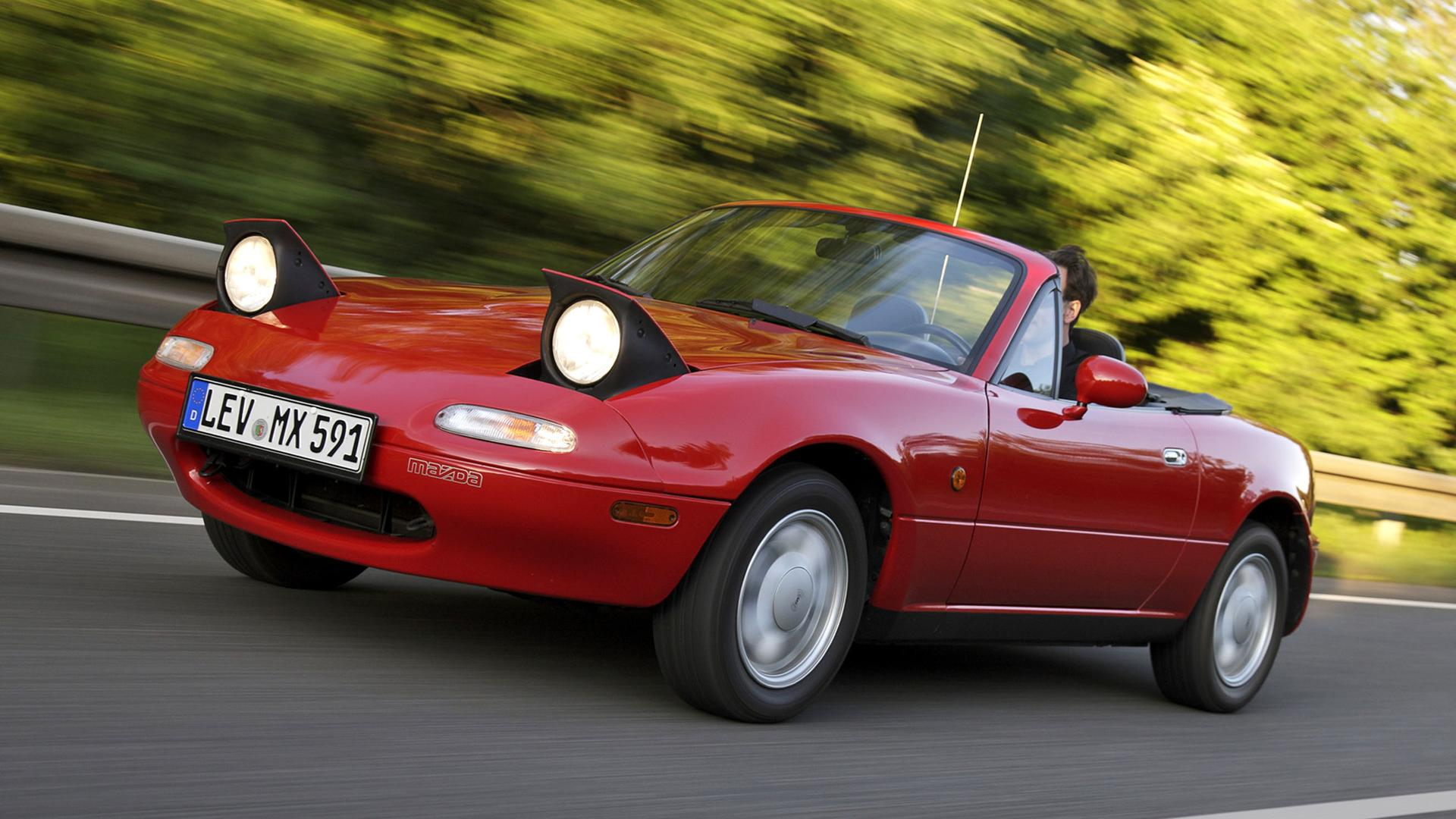 10 février 1989 – Mazda lance la Miata – L'annuel de l'automobile