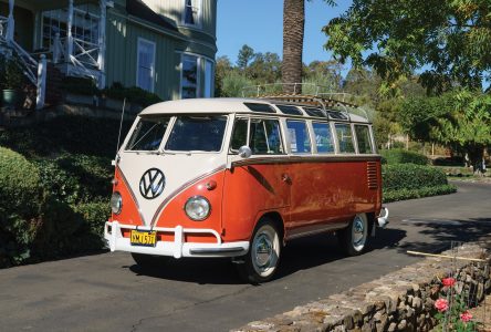 8 mars 1950 –Volkswagen introduit le Microbus sur le marché