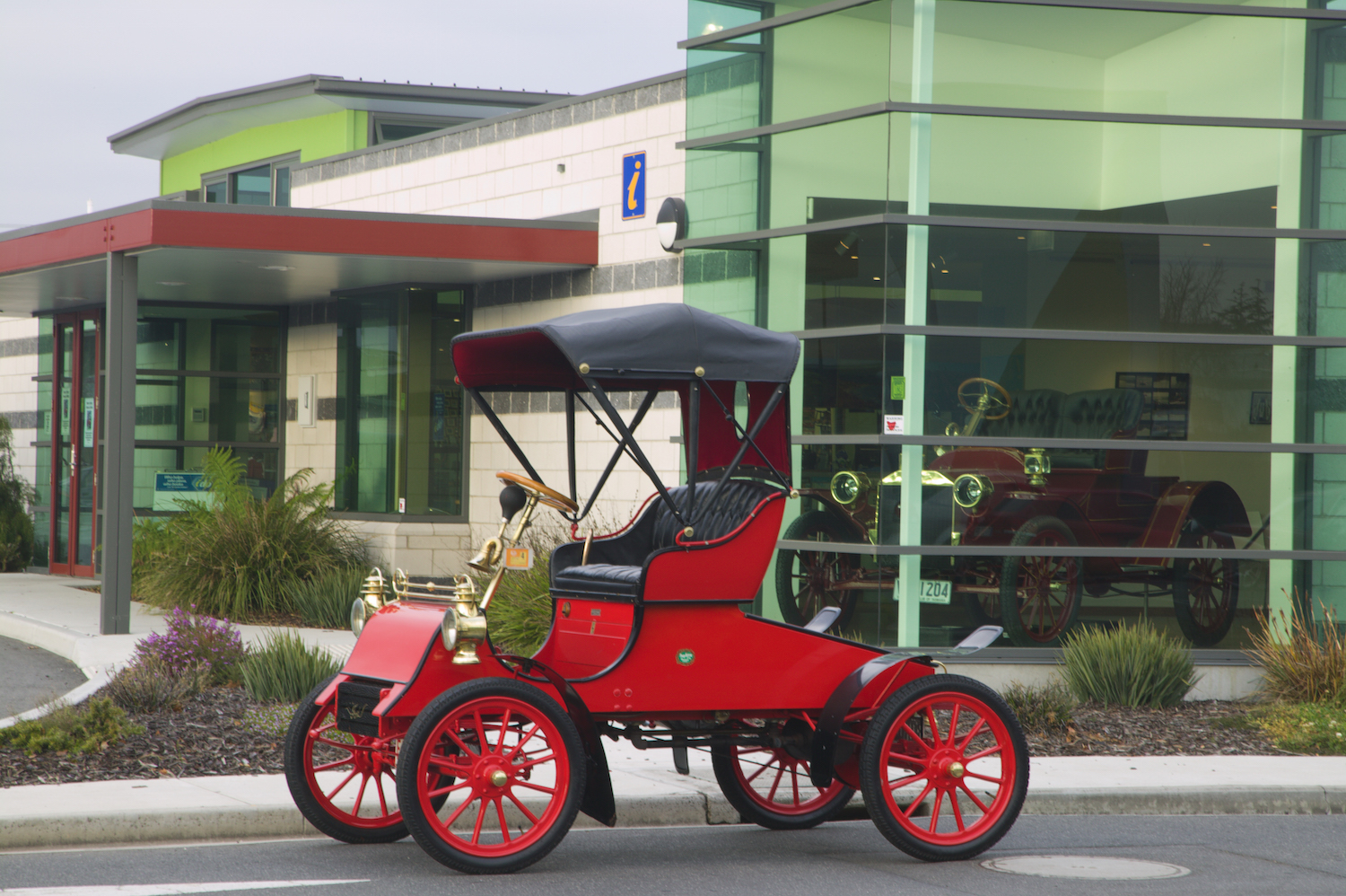 15 juillet 1903 – Henry Ford vend sa première voiture