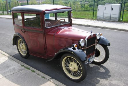 9 juillet 1929 – BMW  débute ses activités automobiles