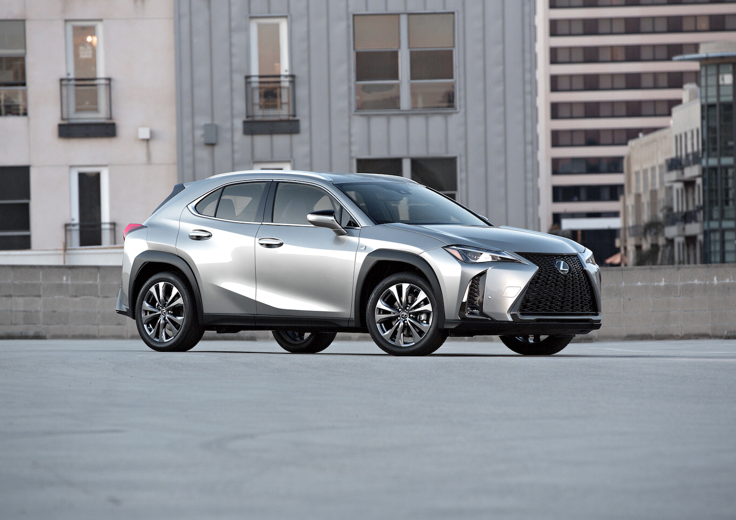 Lexus UX – Premiers pas électriques, mais pas chez nous