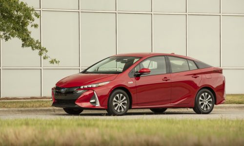 Les hybrides rechargeables pollueraient cinq fois plus que prévu.