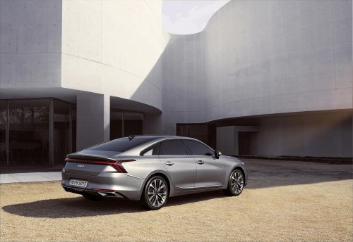 Voici la Kia K8
