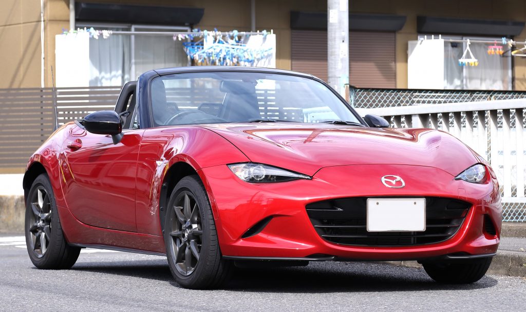 Une Mazda MX-5 électrique, ça vous dit ?