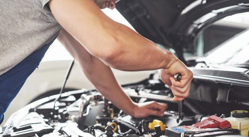 Est-ce que vous devez faire l’entretien de votre véhicule chez le concessionnaire ?