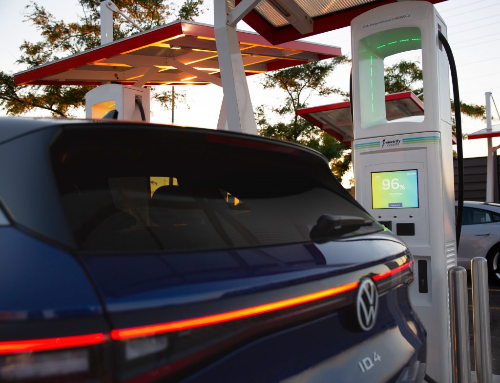 Trois ans de recharge rapide gratuite à l’achat d’un Volkswagen ID.4