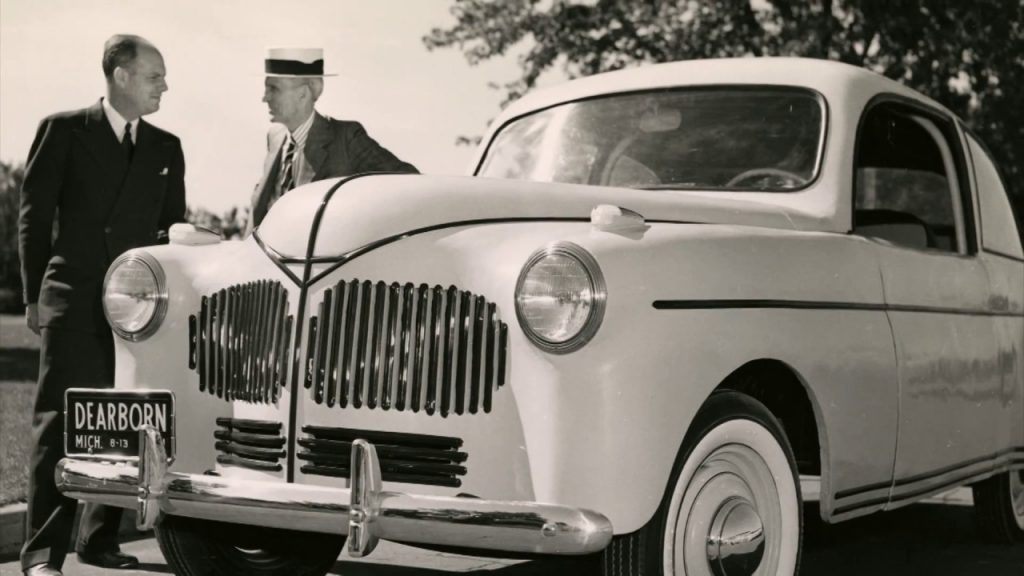 13 août 1941 : Ford présente le « Soybean car »
