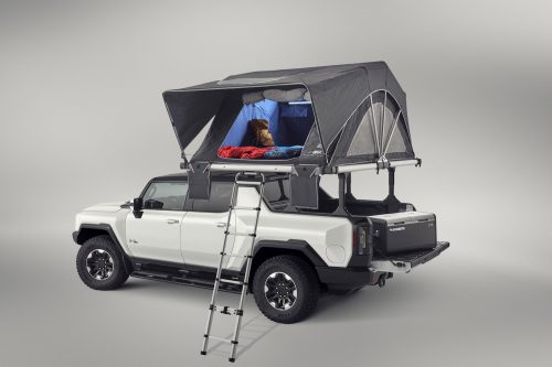 GMC sort l’équipement de camping