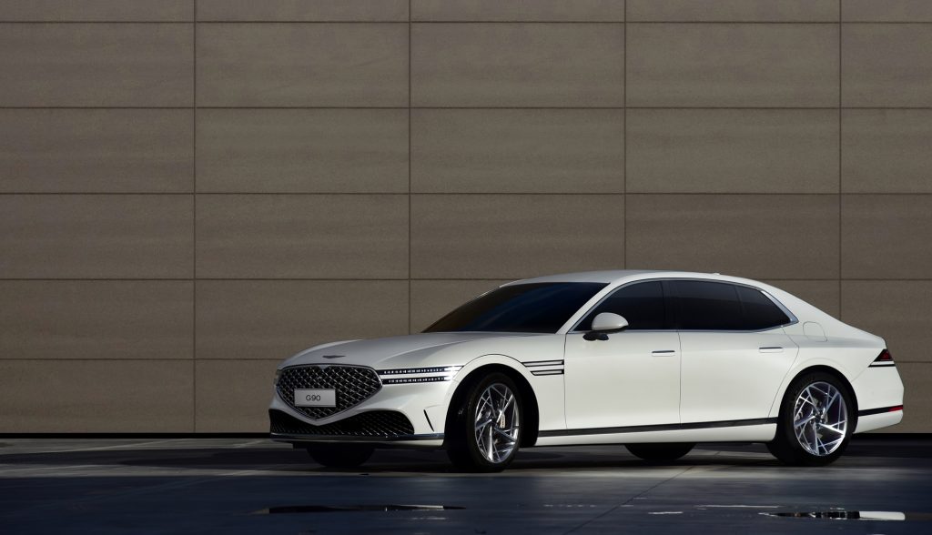 Voici la nouvelle Genesis G90
