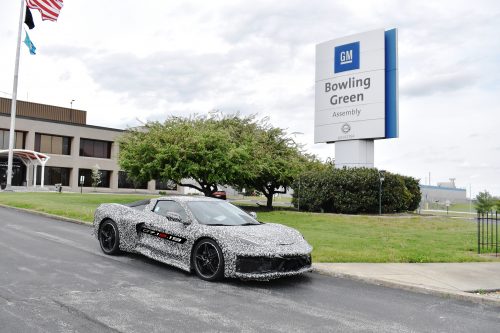 GM interrompt la production de Corvette après l’incendie provoqué par une tornade dans son usine du Kentucky.