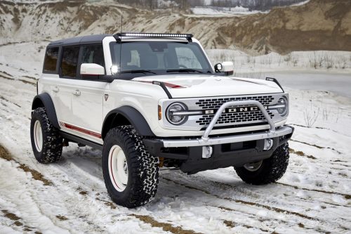 Un Ford Bronco 2021 « papal » procure 500 000 $ US à une oeuvre de bienfaisance de Détroit