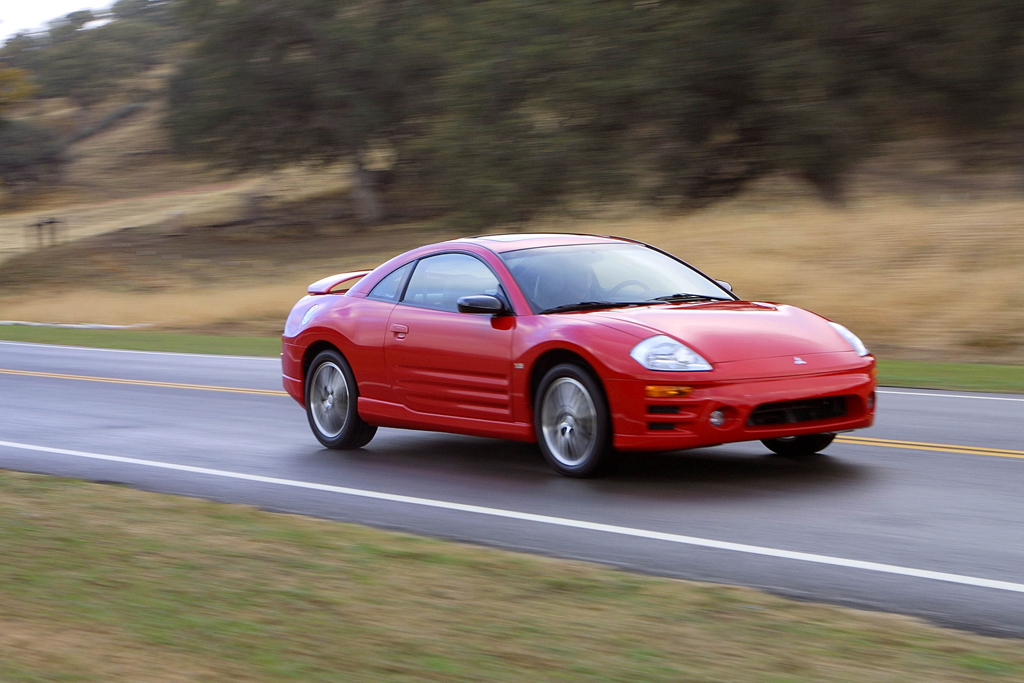 Mitsubishi Eclipse 2004 – L'annuel de l'automobile