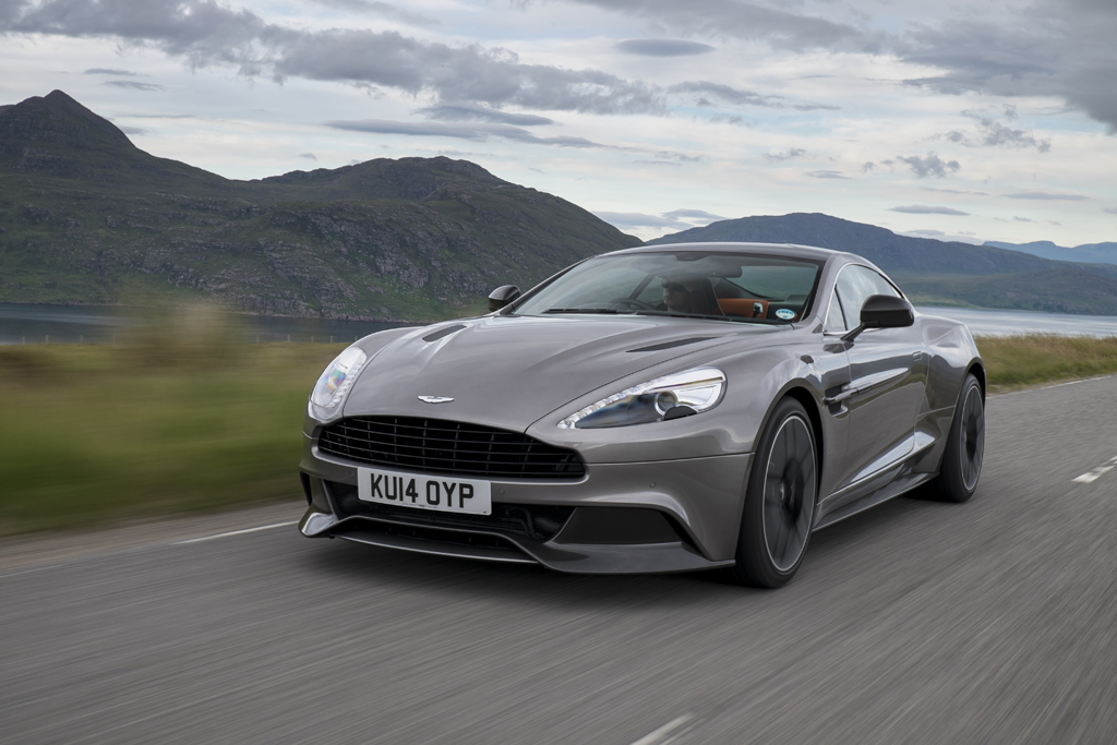 Aston martin Vanquish 2016 L'annuel de l'automobile