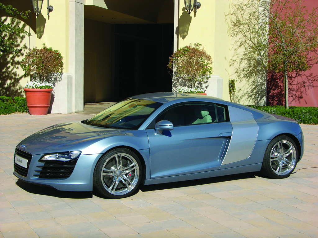 Audi R8 2008 – L'annuel de l'automobile