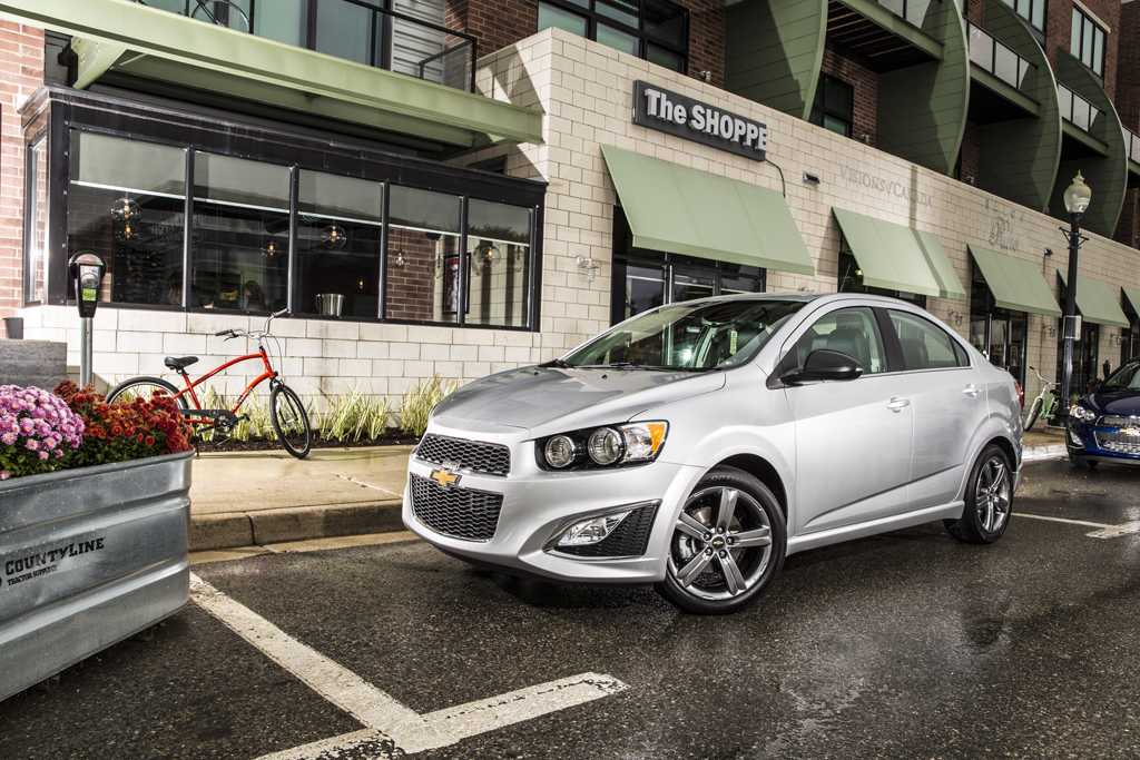 Chevrolet Sonic 2015 – L'annuel de l'automobile