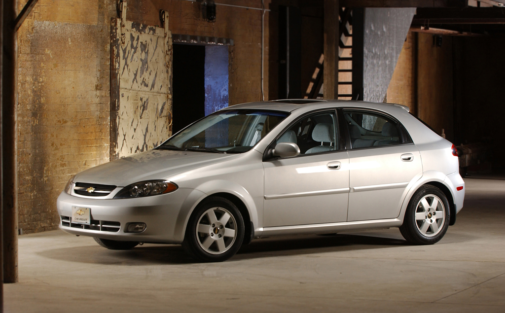 Chevrolet Optra 2005 – L'annuel De L'automobile