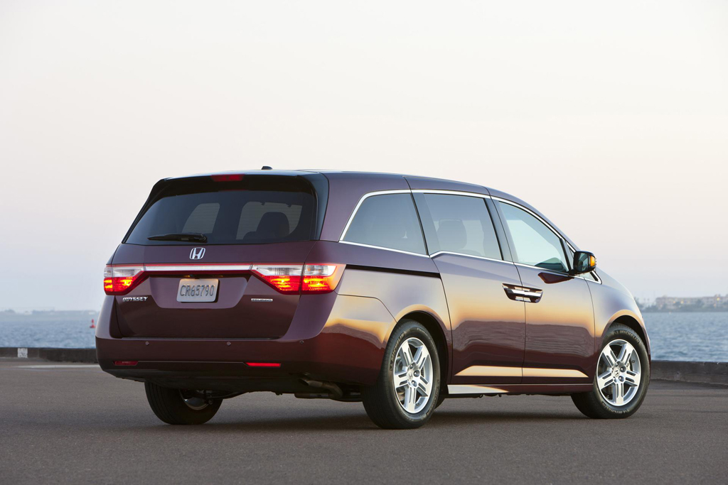 2012 Honda Odyssey Specificationsnull