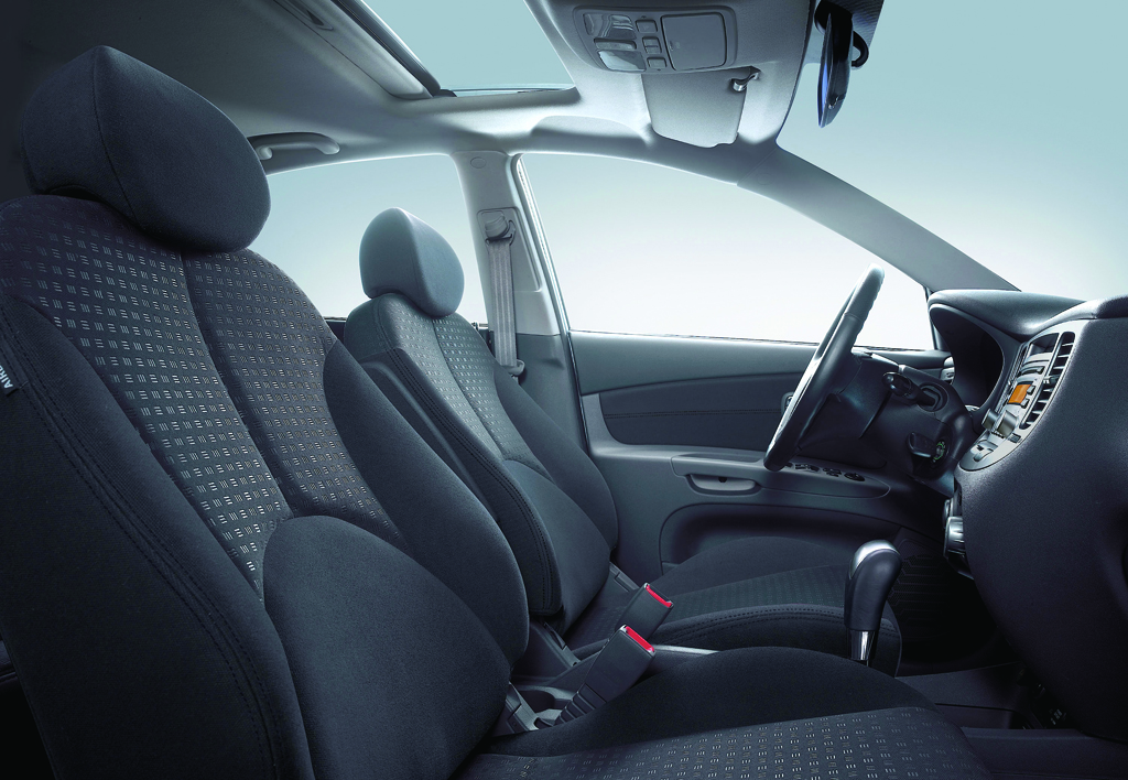 Kia Rio 2010 – L'annuel de l'automobile