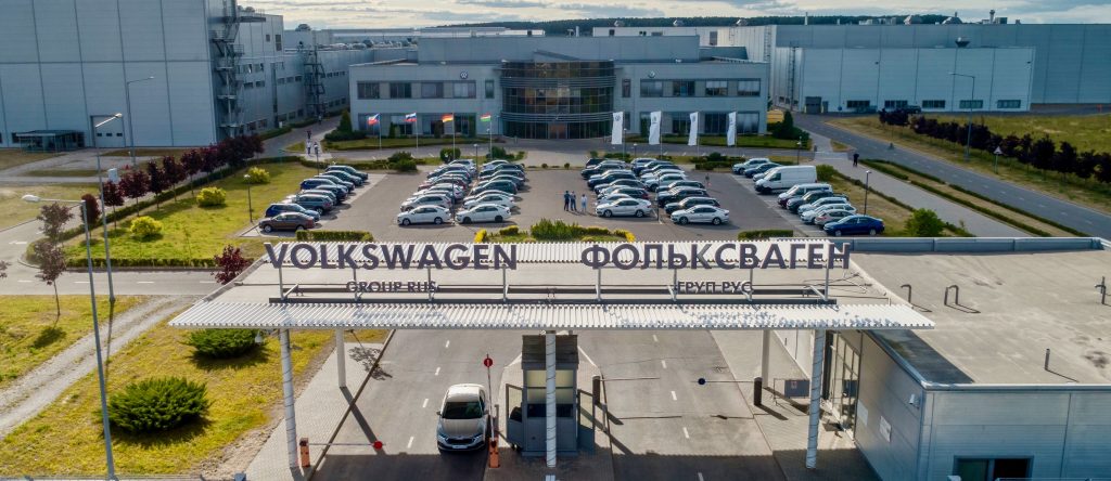 Tous les constructeurs automobiles se sont retirés de la Russie…sauf Renault