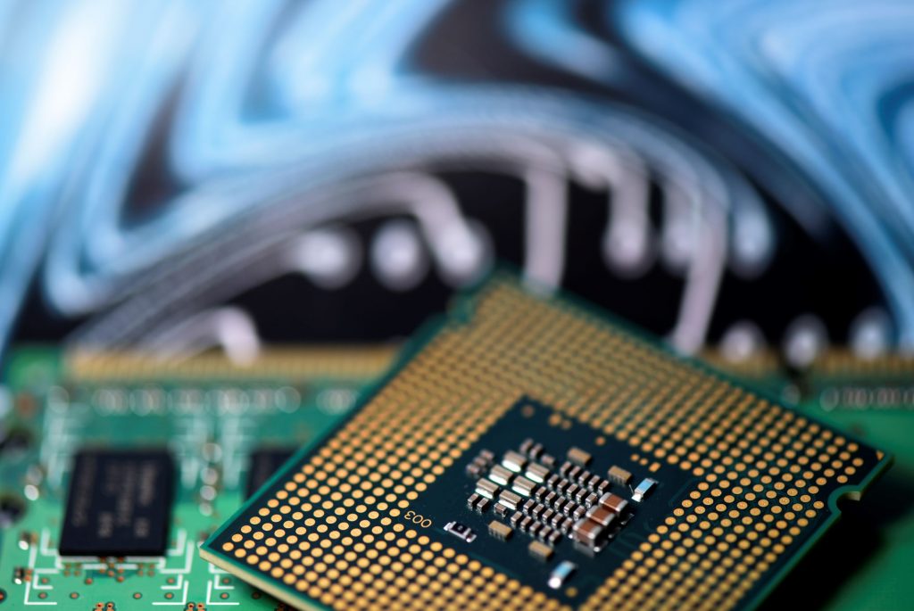Le Sénat américain adopte un projet de loi de 52 milliards de dollars pour stimuler la fabrication de microprocesseurs aux États-Unis
