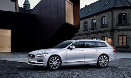 Volvo améliore l’autonomie de ses modèles hybrides rechargeables pour 2022