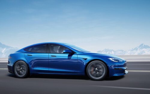 Des Tesla qui freinent sans raison