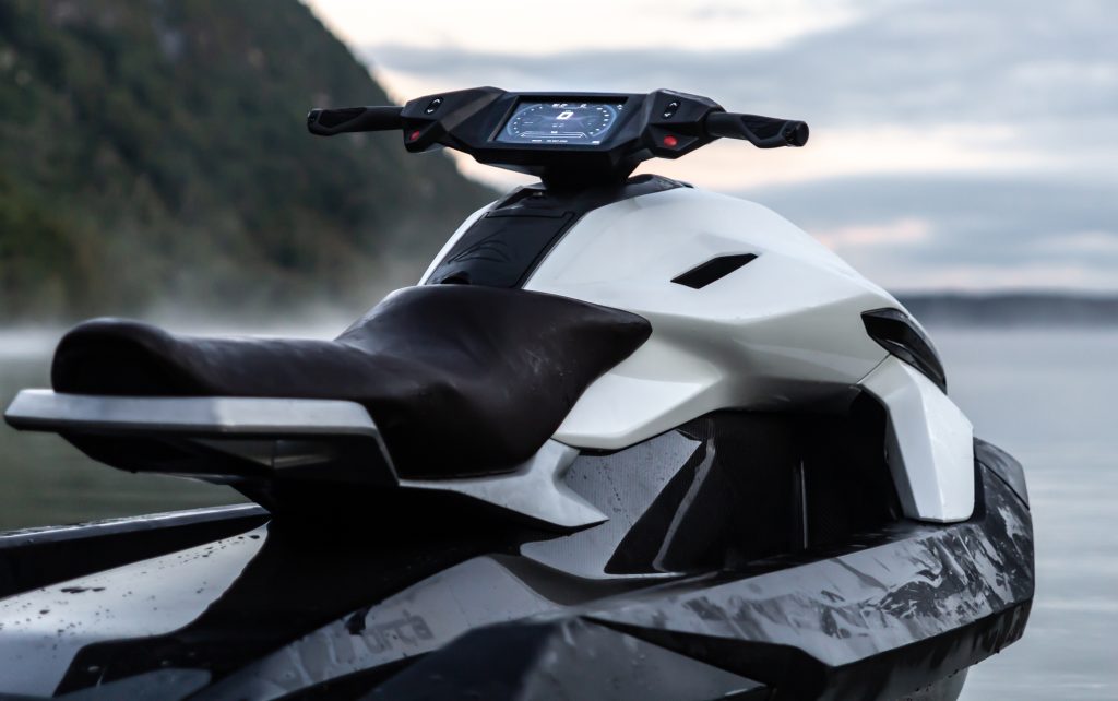 Une motomarine électrique québécoise