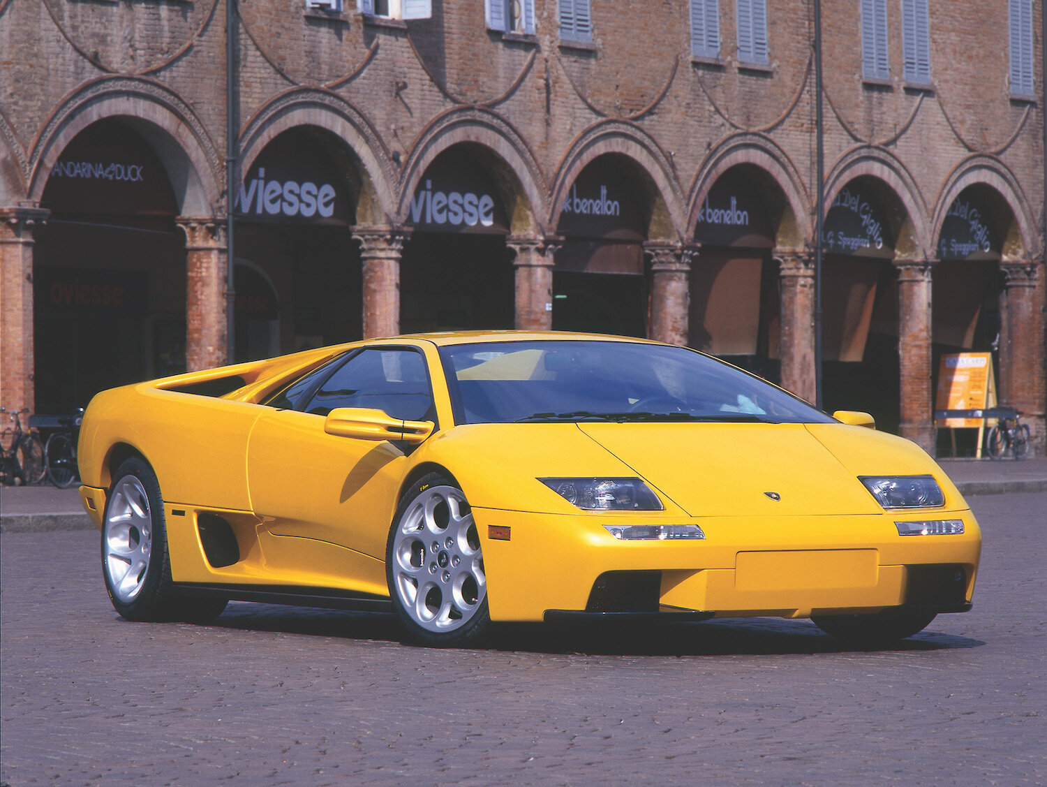 24 juillet 1998 : Audi achète officiellement Lamborghini
