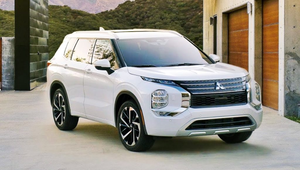 Le Mitsubishi Outlander PHEV 2023 arrive au Canada en novembre