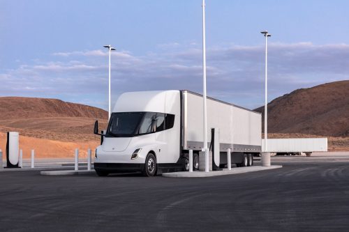 Pepsi va recevoir ses premiers Tesla Semi le 1er décembre