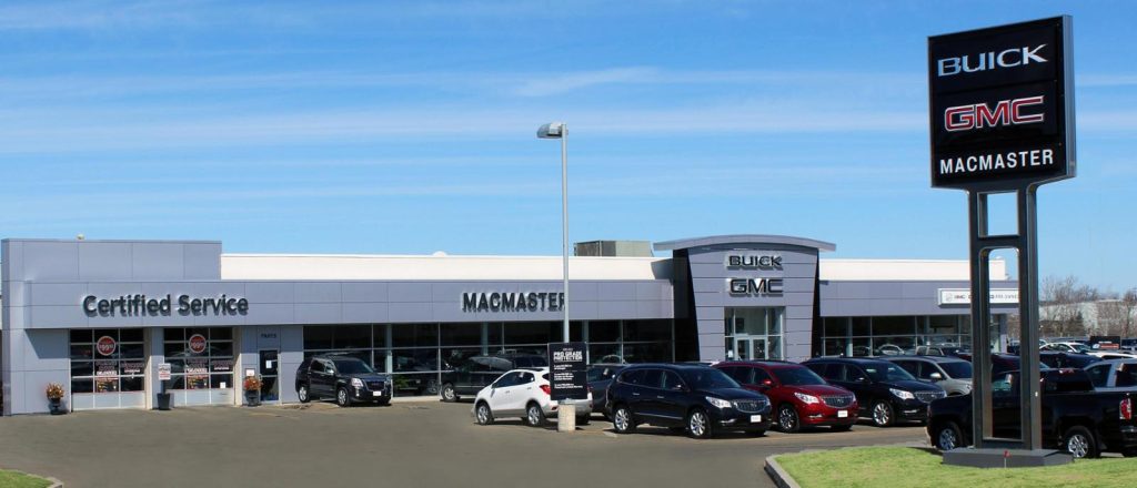 Les concessionnaires GM réparent discrètement les Teslas depuis plus d&rsquo;un an