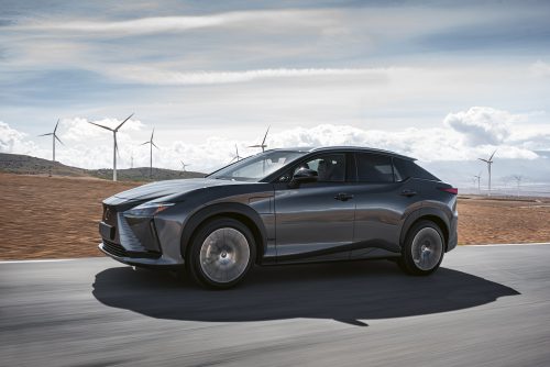Lexus annonce le prix du RZ 450 e 2023