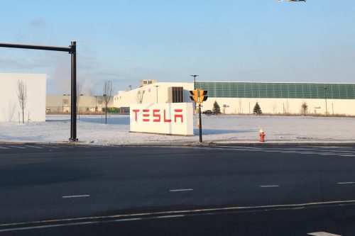 Les employés de Tesla veulent se syndiquer
