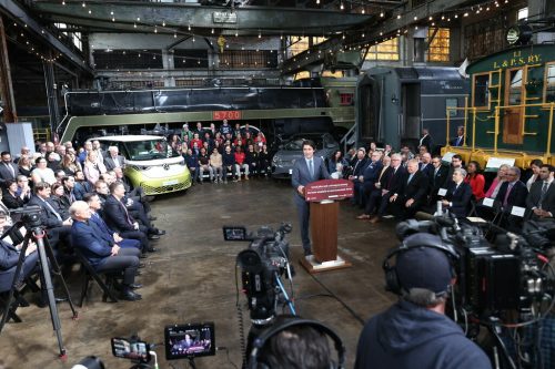 Volkswagen annonce un investissement de 7 milliards de dollars et 3 000 emplois pour la Gigafactory en Ontario