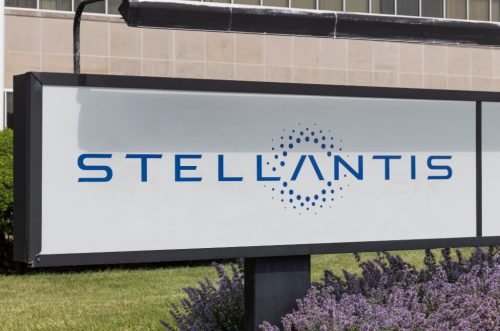 Stellantis va supprimer 3 500 emplois horaires aux États-Unis par le biais d’offres de rachat et de retraite