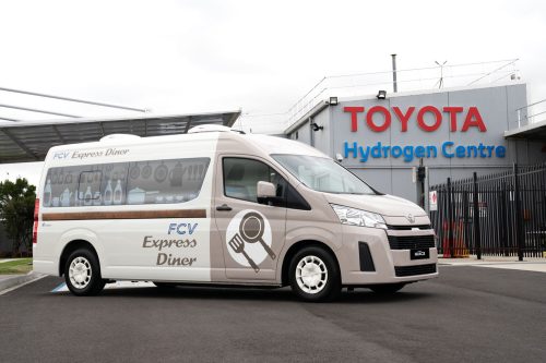 Toyota présente un camion de cuisine de rue alimenté à l’hydrogène