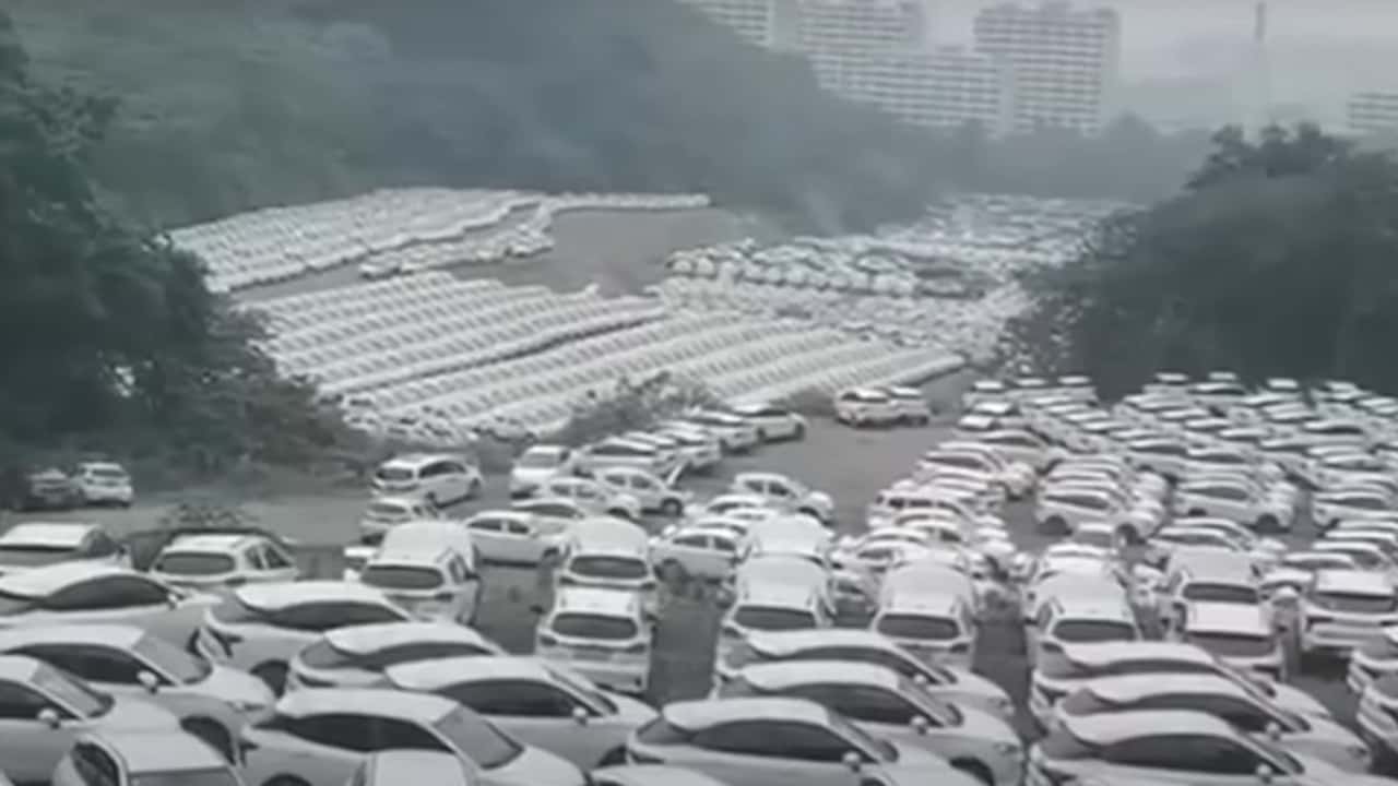 Des milliers de véhicules électriques neufs abandonnés en Chine