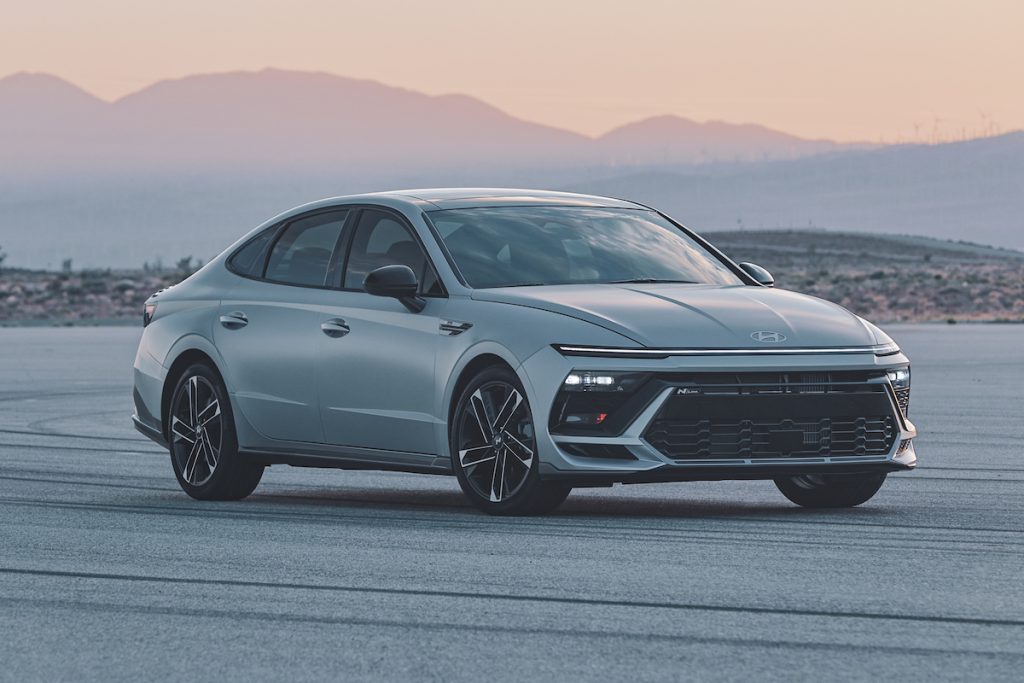 Trois choix de moteurs et le rouage intégral pour la Hyundai Sonata 2024