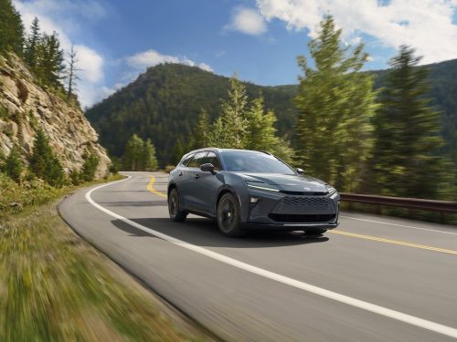 Fini le Toyota Venza, vive le Crown Signia 2025