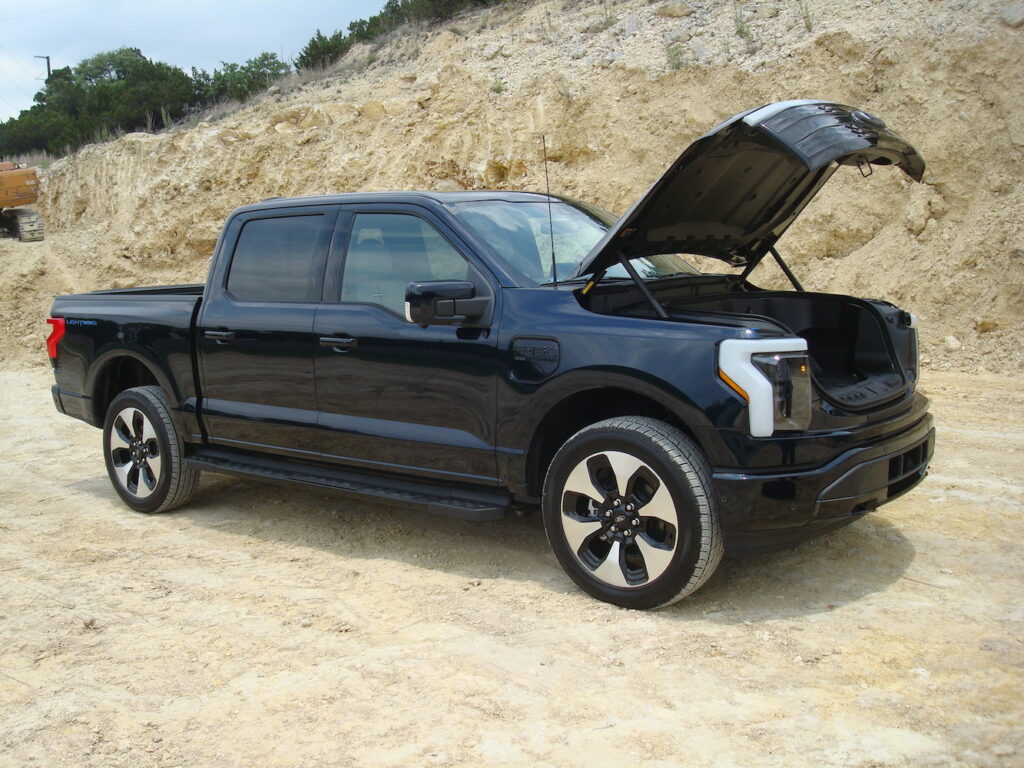 Ford réduit de moitié ses plans de production du F-150 Lightning pour 2024
