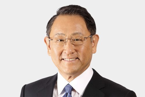 Le président de Toyota, Akio Toyoda prévoit que les parts des véhicules éleectriques sur la route ne dépassera jamais les 30 %