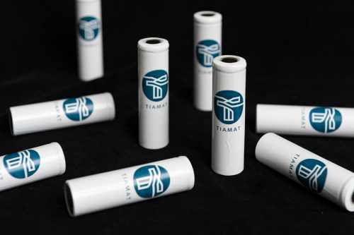 Stellantis investit dans un fabricant français de batteries sodium-ion pour la production de véhicules électriques