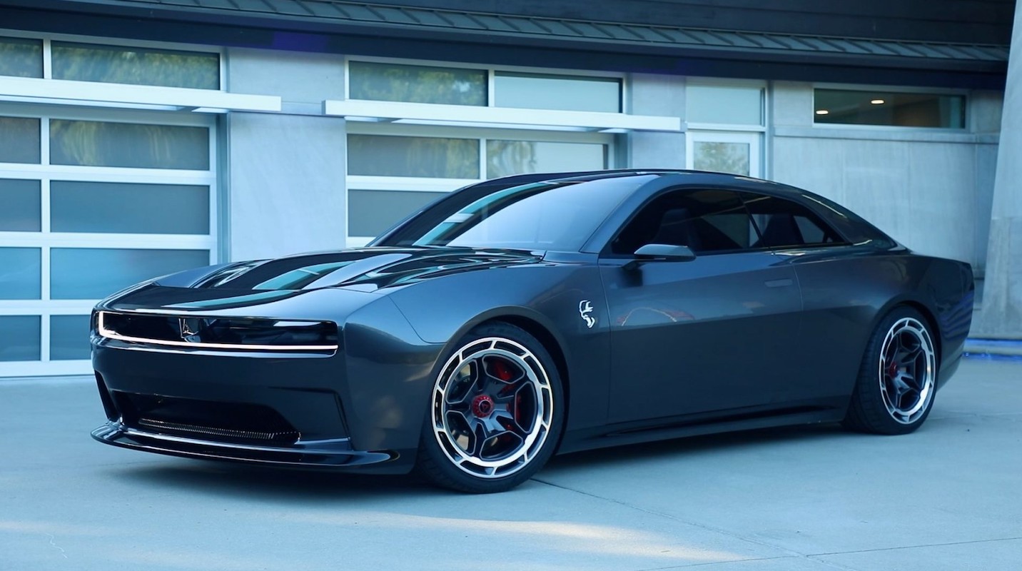 La dodge charger sera construite en ontario le reflet