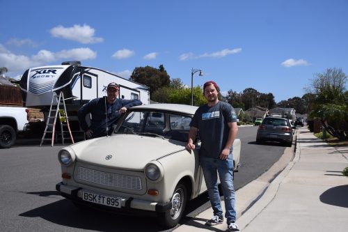 Pourquoi avoir une Trabant lorsqu’on peut en avoir deux ?