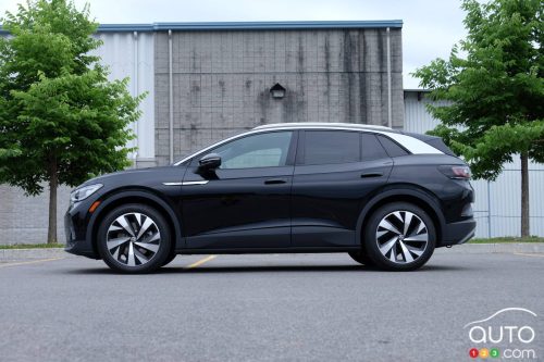 Poignées de porte du Volkswagen ID.4 : pause des ventes et de la production