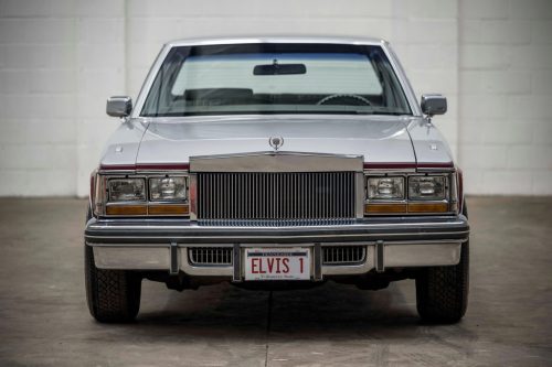 La dernière Cadillac d’Elvis, une Seville 1977, est à vendre