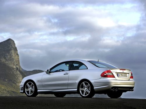 Mercedes-Benz rappelle plus de 33 000 véhicules pour un problème de toit ouvrant